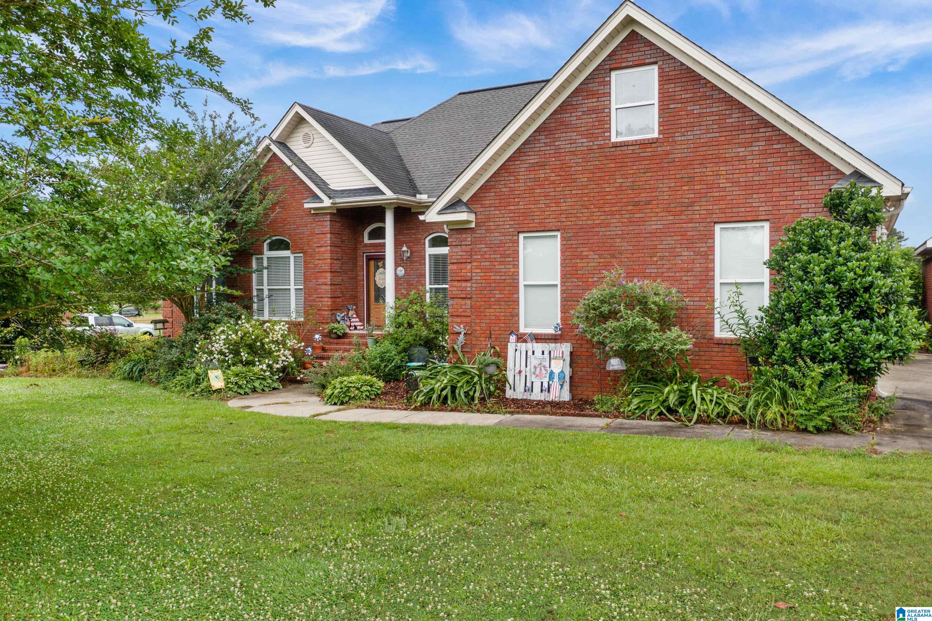 2869 Yellow Leaf Road Clanton, AL 35045 - Photo 4 of 40