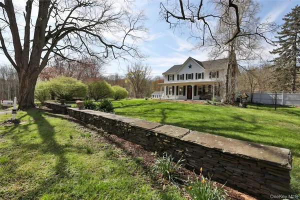 $729,000 | 176 Williams Road, Red Hook, NY 12571
