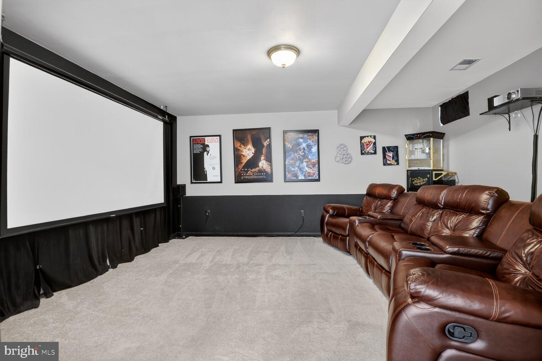 14272 Town Commons Way Gainesville, VA 20155 - Photo 26 of 32 a living room with furniture