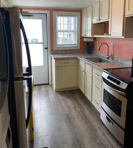 $2,200 | 23 Fuller Acres, Unit 5, Hampton, NH 03842