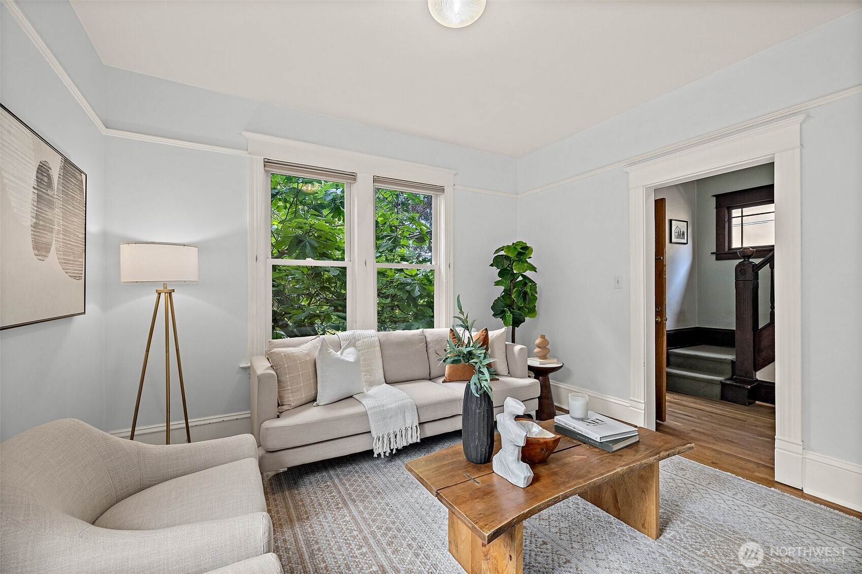 734 North 75th Street Seattle, WA 98103 - Photo 3 of 33