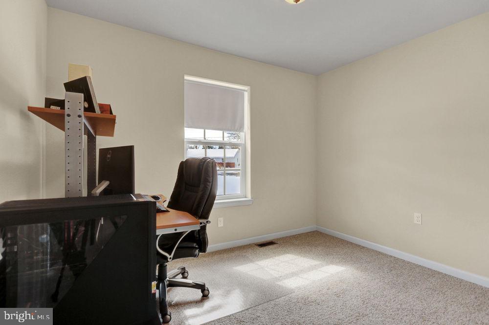 103 Media Road Carlisle, PA 17013 - Photo 16 of 17 Gallery Image 16