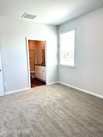 $1,995 | 117 North Atlantic Avenue, Wilmington, NC 28411