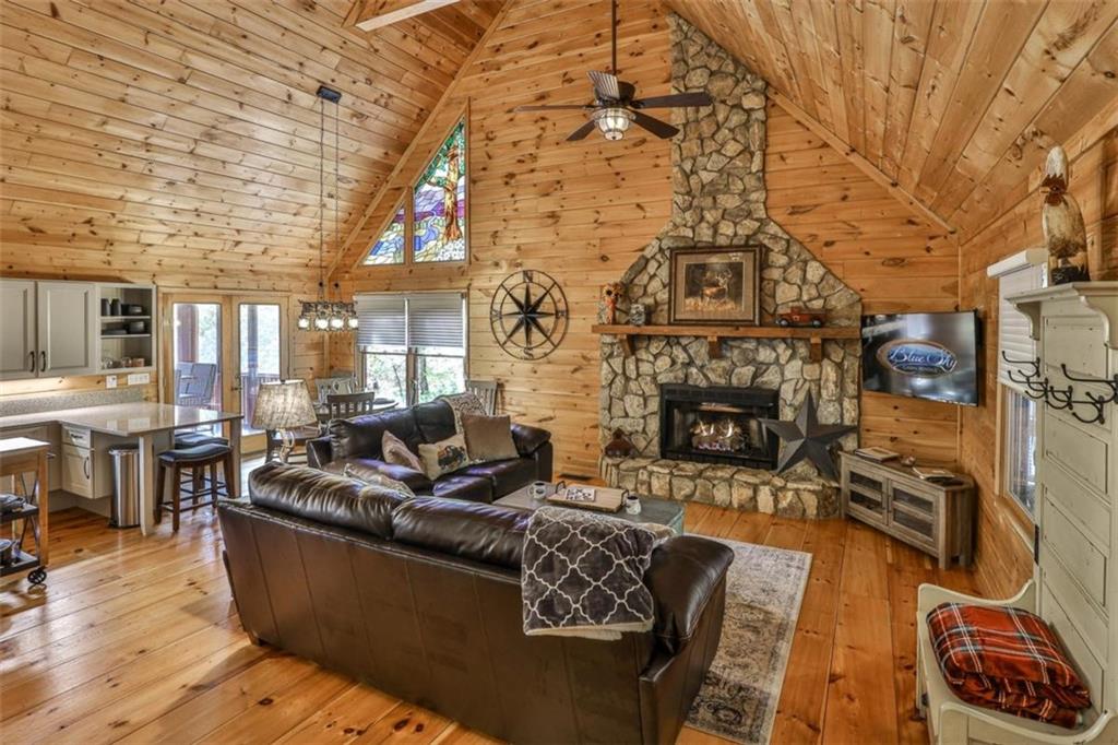178 Novena Court Ellijay, GA 30540 - Photo 7 of 88