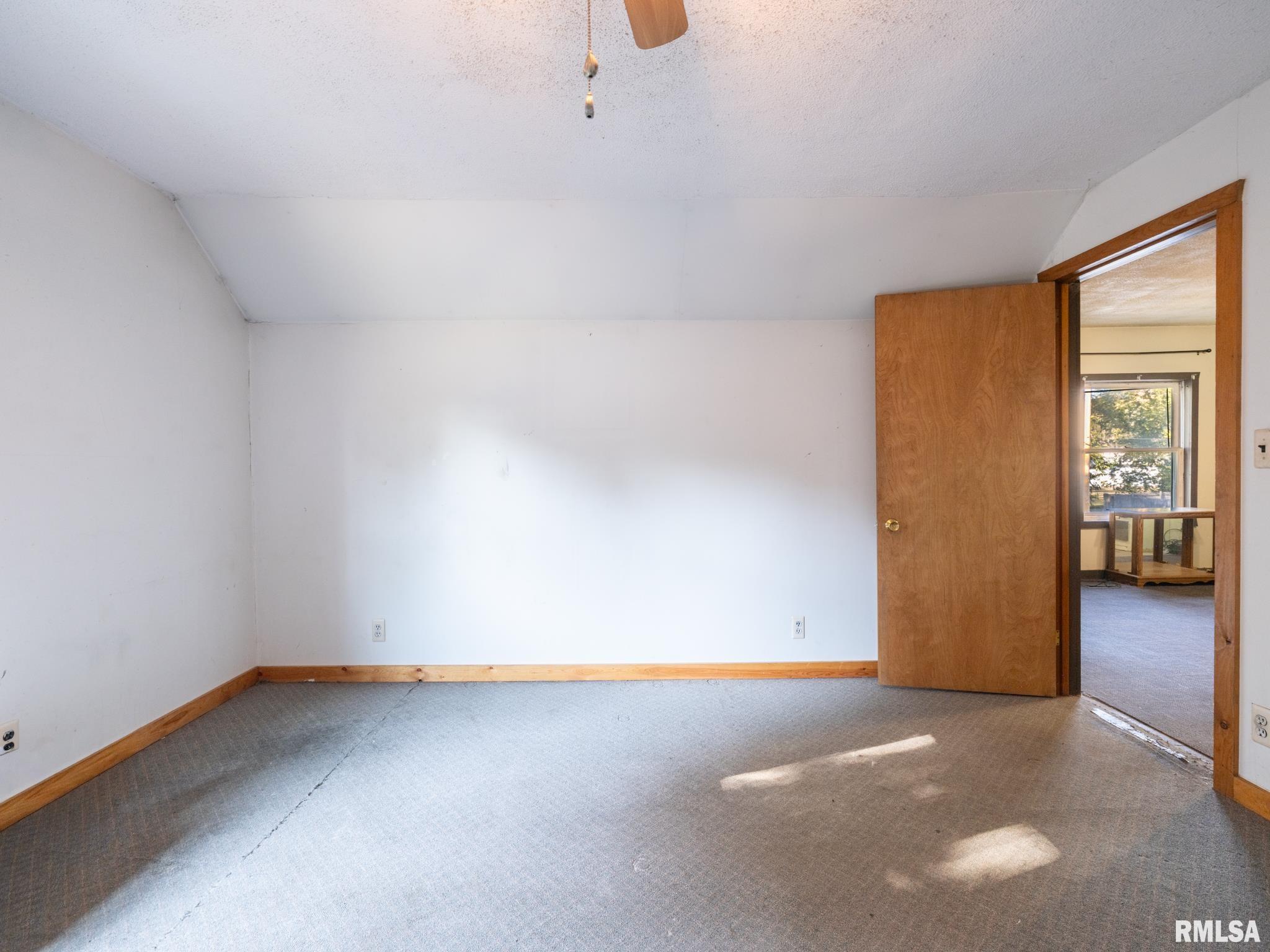 900 South Warren Street Peoria, IL 61605 - Photo 33 of 54