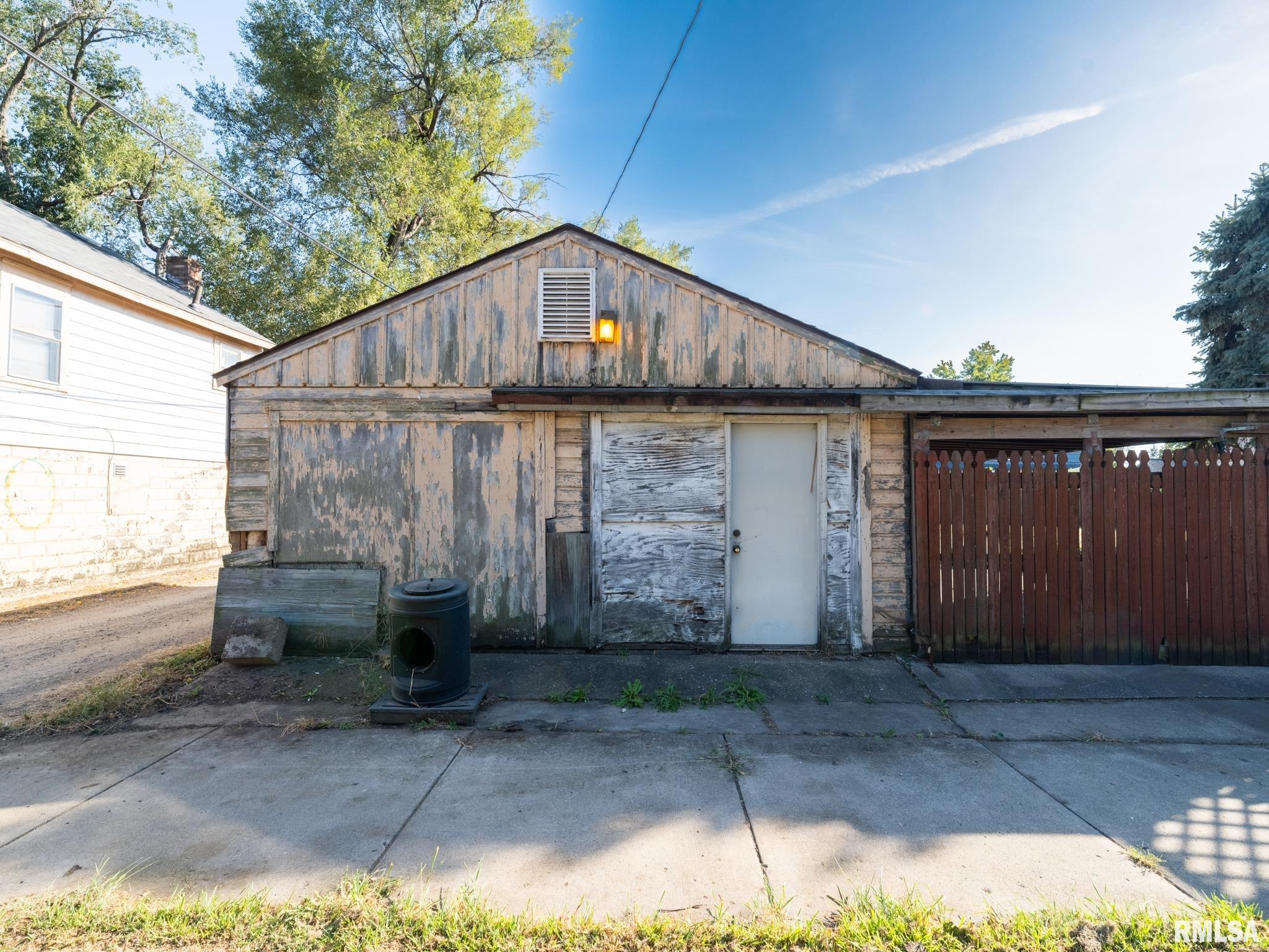 900 South Warren Street Peoria, IL 61605 - Photo 39 of 54