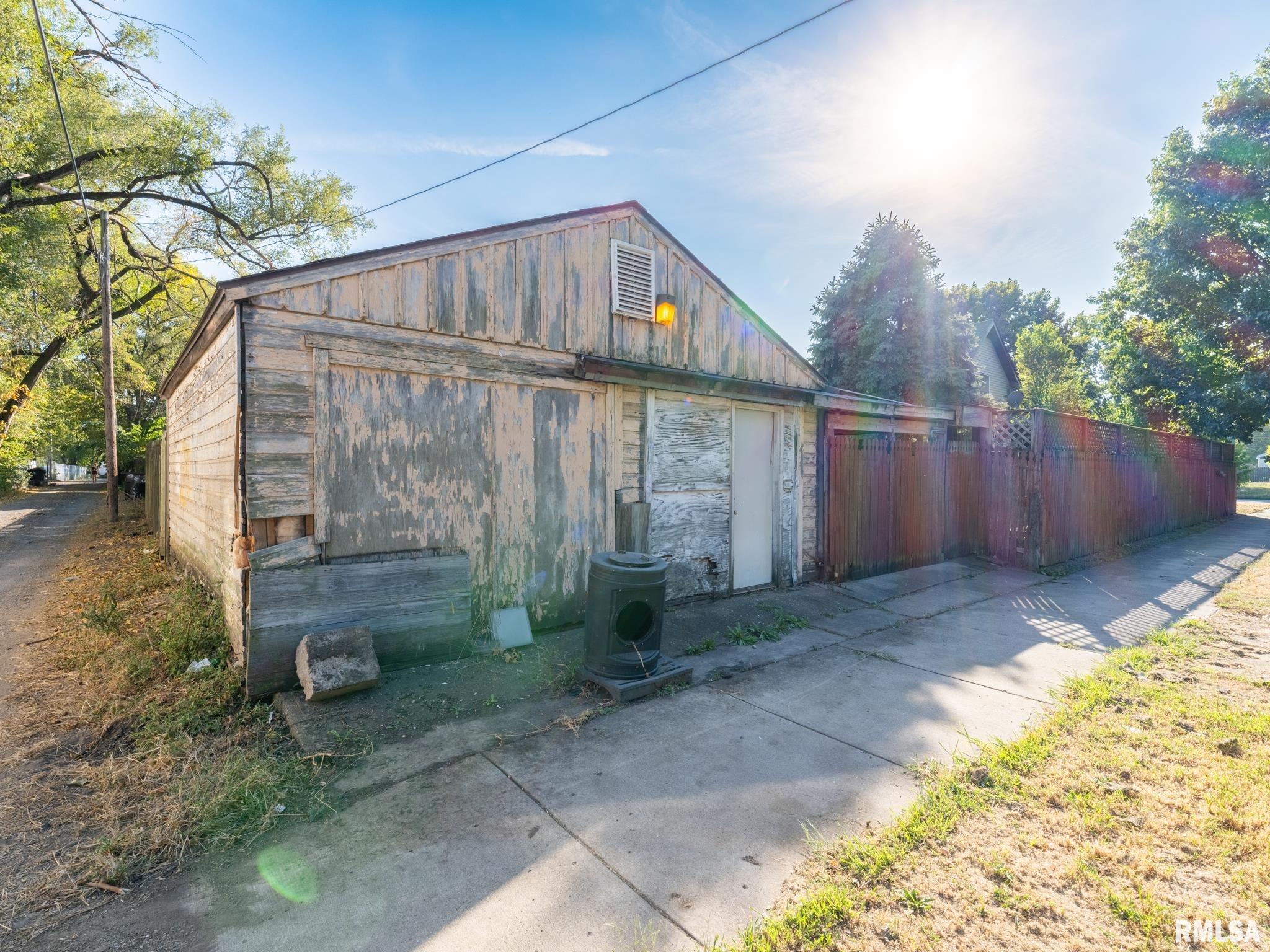 900 South Warren Street Peoria, IL 61605 - Photo 40 of 54