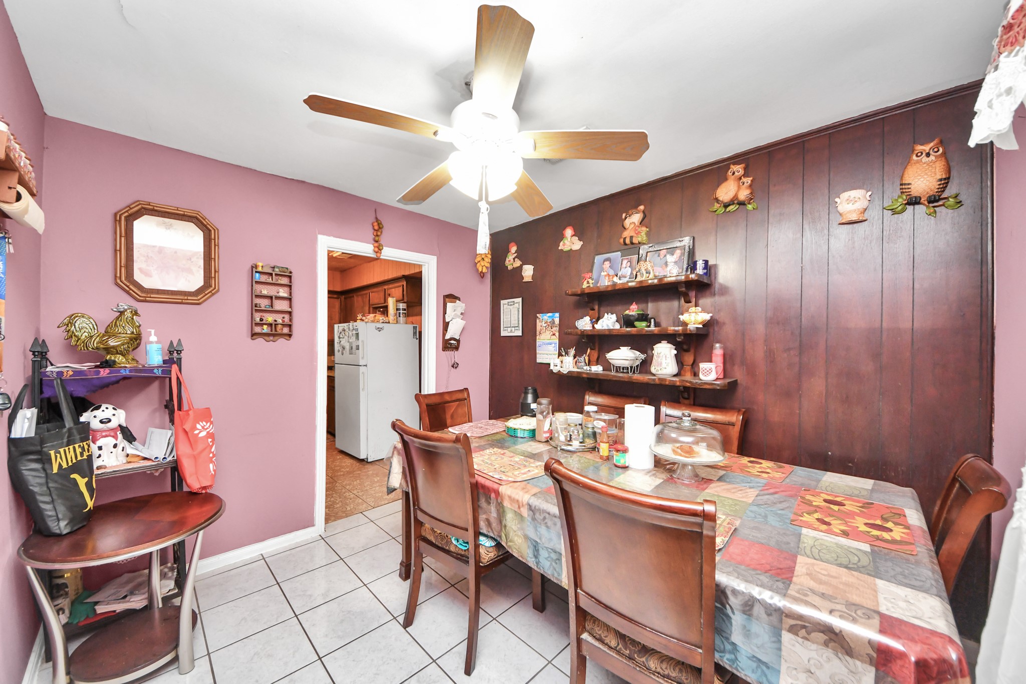 216 Tallant Street Houston, TX 77076 - Photo 11 of 32 Dinning room