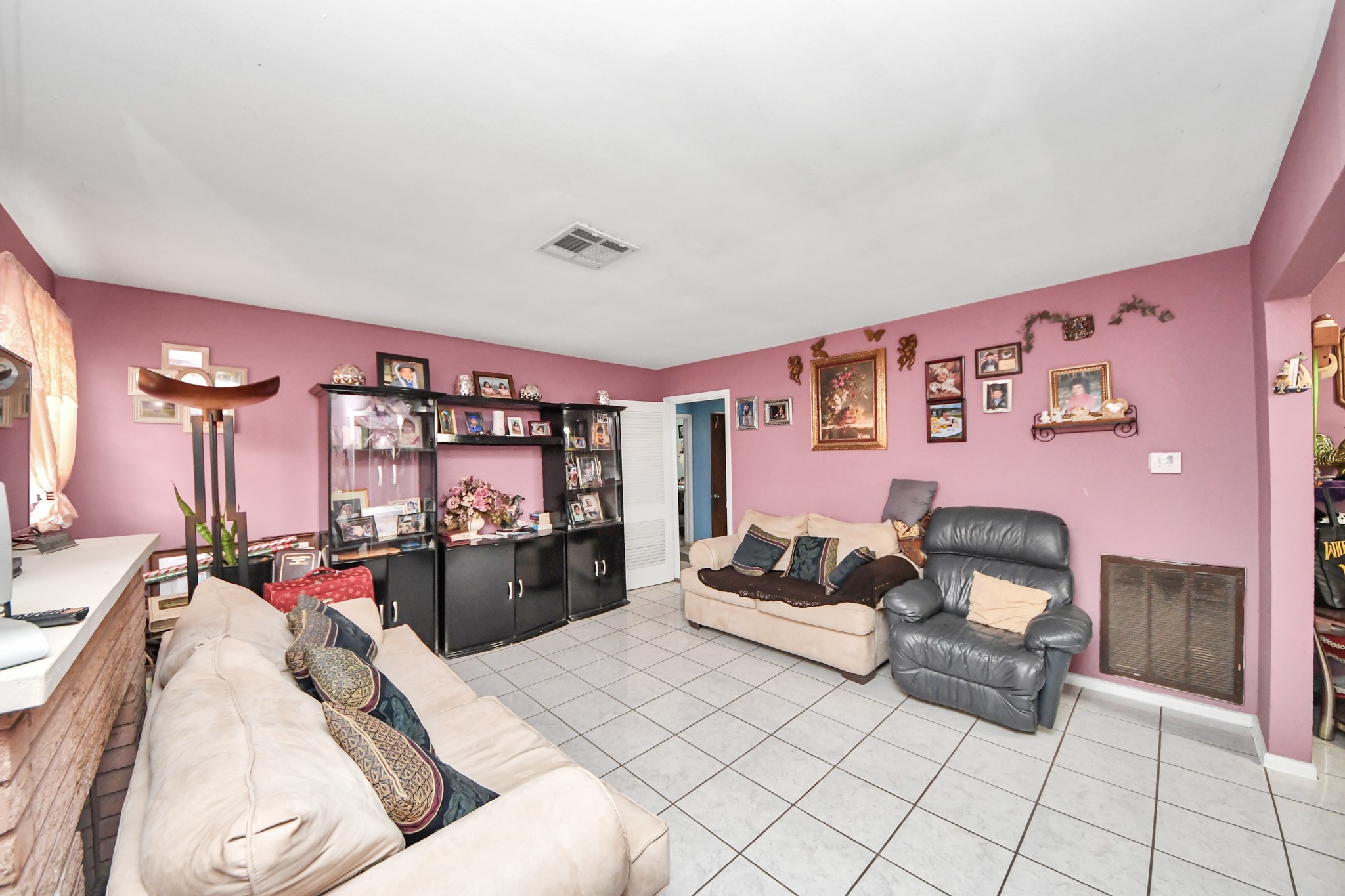 216 Tallant Street Houston, TX 77076 - Photo 9 of 32