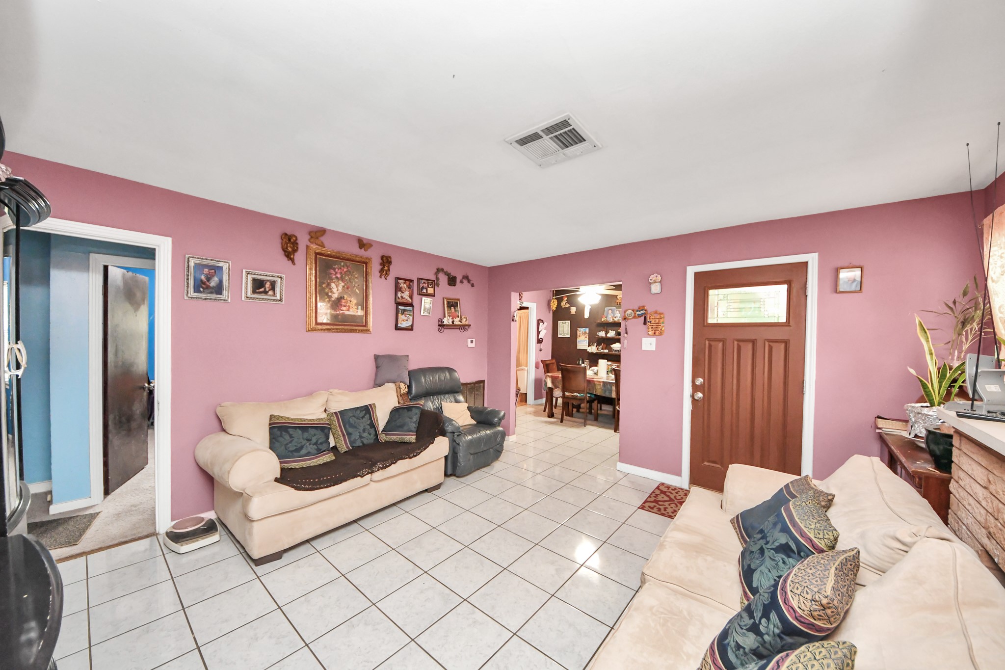 216 Tallant Street Houston, TX 77076 - Photo 10 of 32