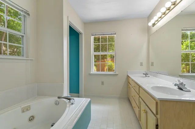 $309,500 | 2632 Nantucket Lane, Tallahassee, FL 32309