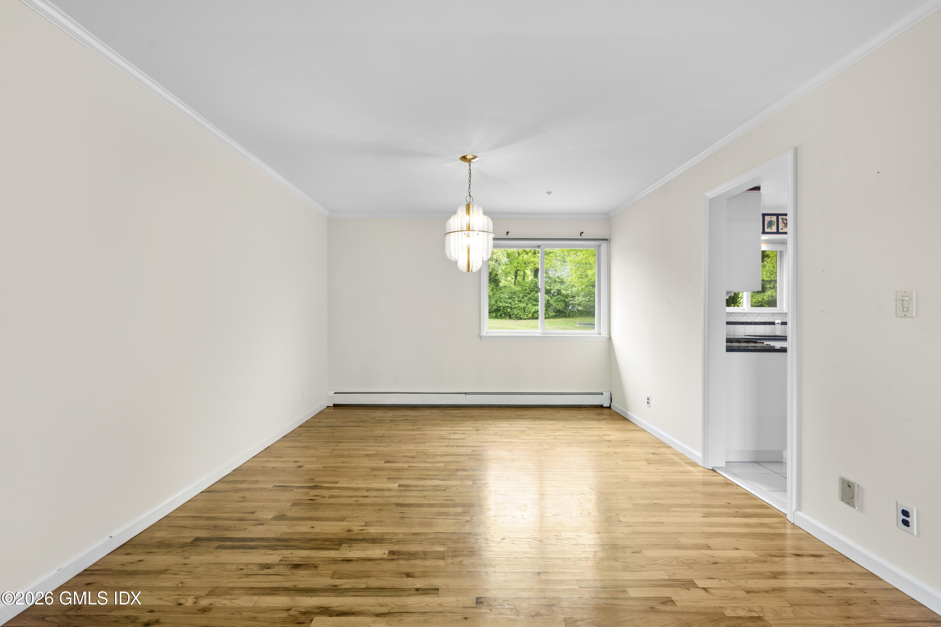 61 Angus Road North, Unit NORTH Greenwich, CT 06831 - Photo 5 of 25 Dining Room
