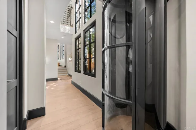 $2,195,000 | 907 South Tremont Street, Oceanside, CA 92054