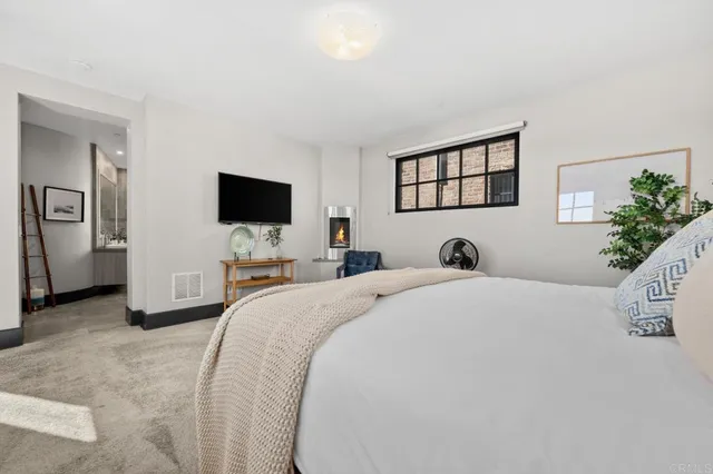 $2,195,000 | 907 South Tremont Street, Oceanside, CA 92054