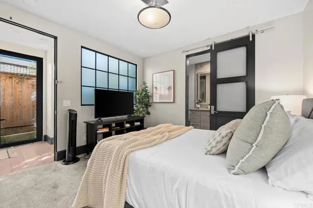 $2,195,000 | 907 South Tremont Street, Oceanside, CA 92054