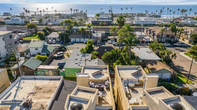 $2,195,000 | 907 South Tremont Street, Oceanside, CA 92054
