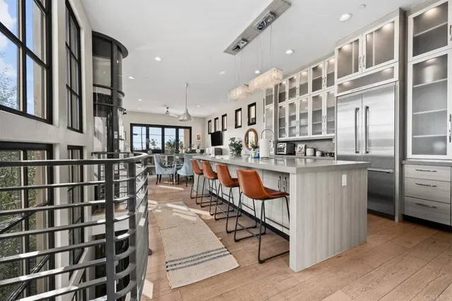 $2,195,000 | 907 South Tremont Street, Oceanside, CA 92054