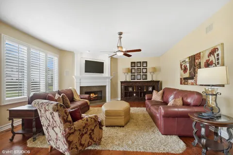 $875,000 | 2208 Sisters Avenue, Naperville, IL 60564