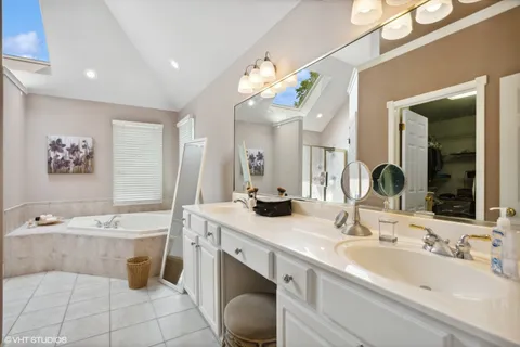 $875,000 | 2208 Sisters Avenue, Naperville, IL 60564