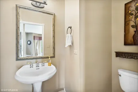 $875,000 | 2208 Sisters Avenue, Naperville, IL 60564