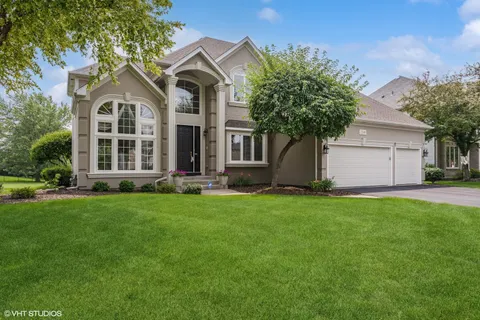 $875,000 | 2208 Sisters Avenue, Naperville, IL 60564