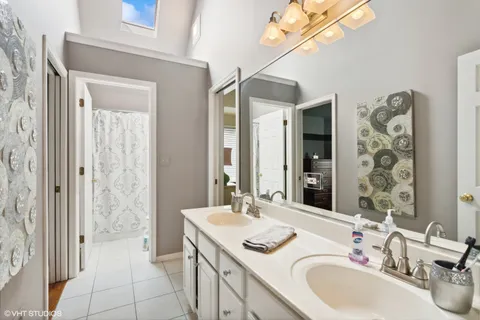 $875,000 | 2208 Sisters Avenue, Naperville, IL 60564