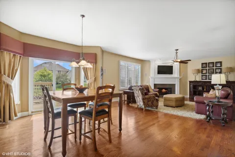 $875,000 | 2208 Sisters Avenue, Naperville, IL 60564