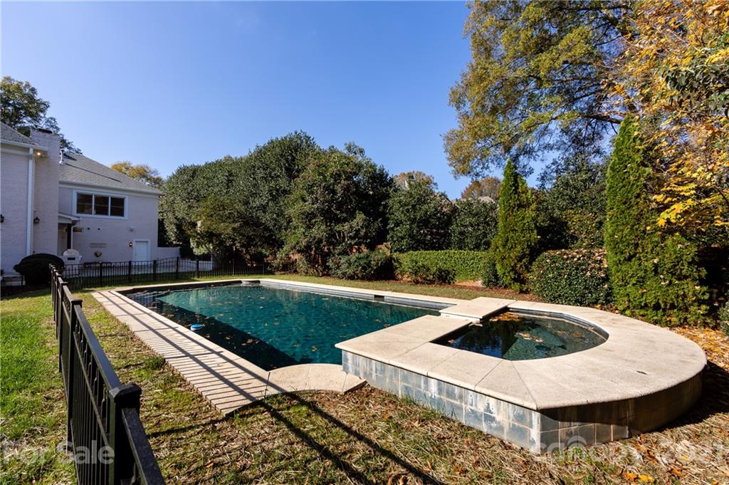 4407 Oglukian Road Charlotte, NC 28226 - Photo 40 of 48 a view of outdoor space and swimming pool