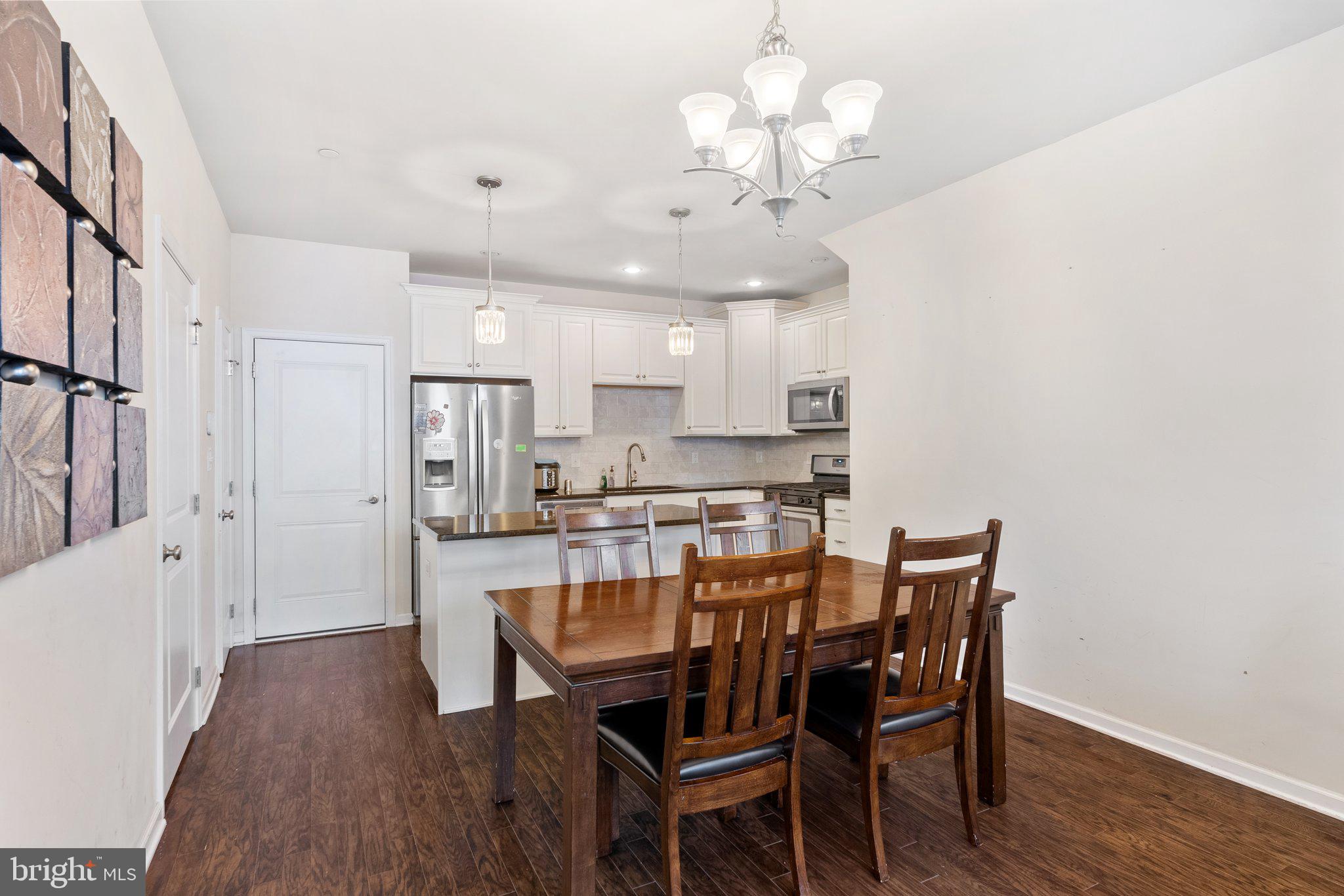 106 Corvus Circle, Unit A Springfield, PA 19064 - Photo 5 of 34 Dining Area/Kitchen