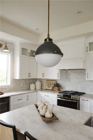 $989,700 | 2844 West 133rd Terrace, Leawood, KS 66209