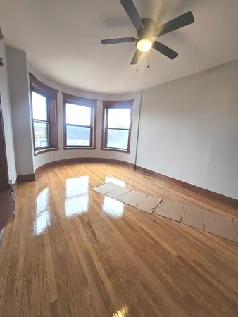 $2,650 | 4939 South Vincennes Avenue, Unit 3, Chicago, IL 60615