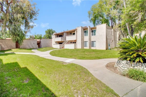 $399,999 | 28947 Thousand Oaks Boulevard, Unit 238, Agoura Hills, CA 91301