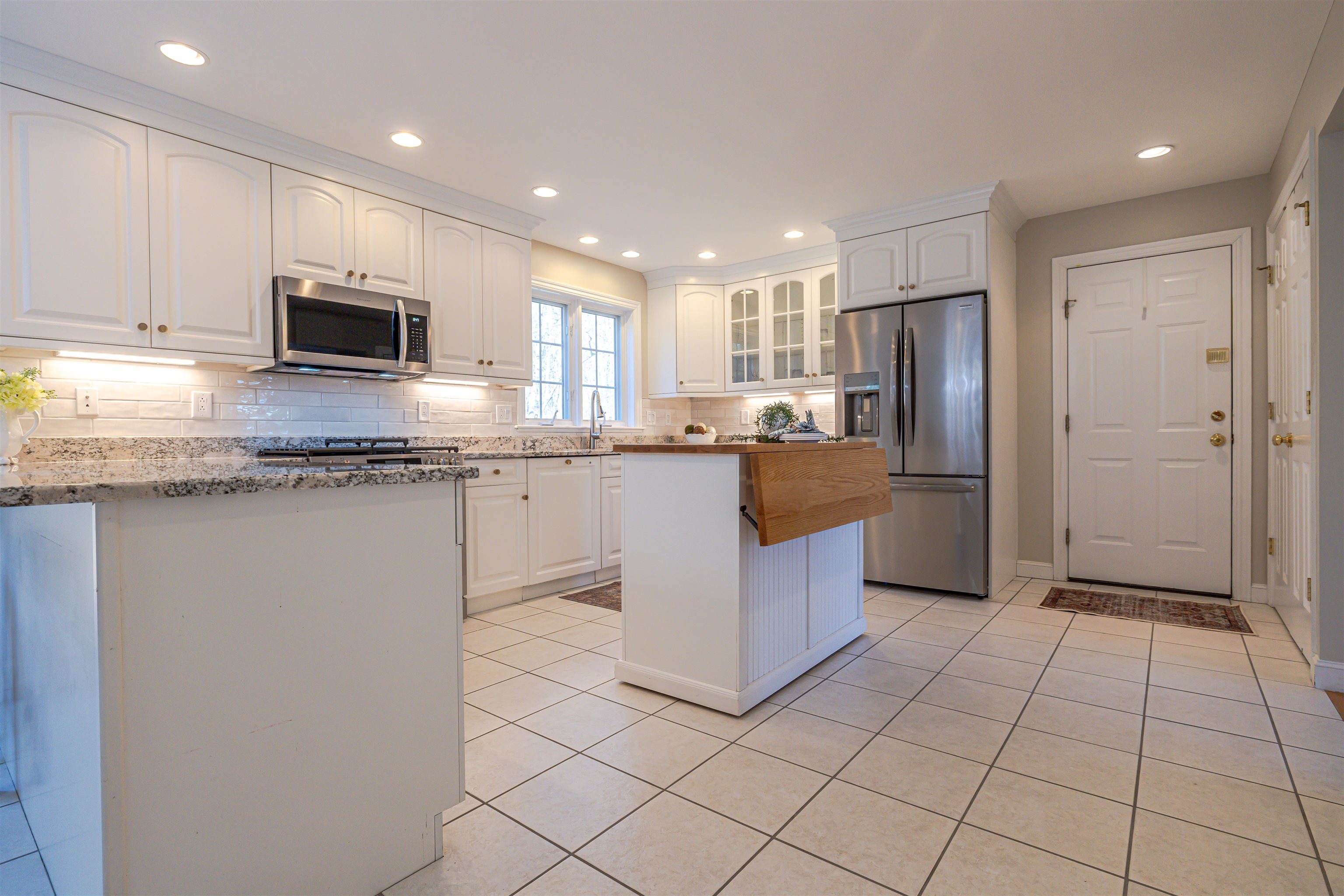 1 Appaloosa Run Concord, NH 03301 - Photo 4 of 60