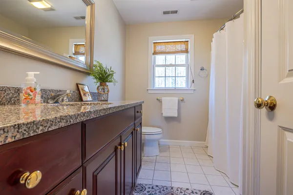 $789,900 | 1 Appaloosa Run, Concord, NH 03301