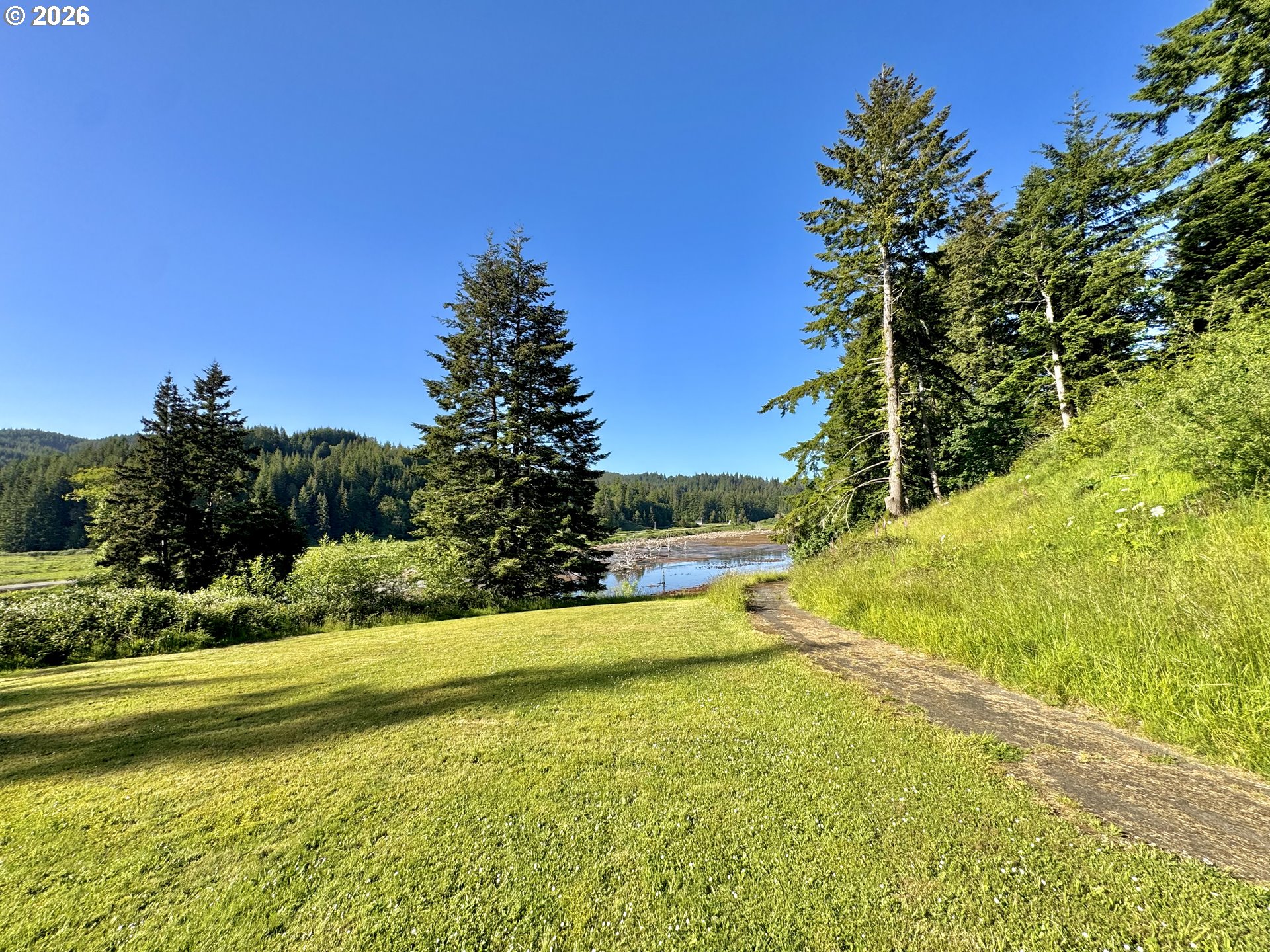 94475 Golf Course Lane North Bend, OR 97459 - Photo 41 of 47