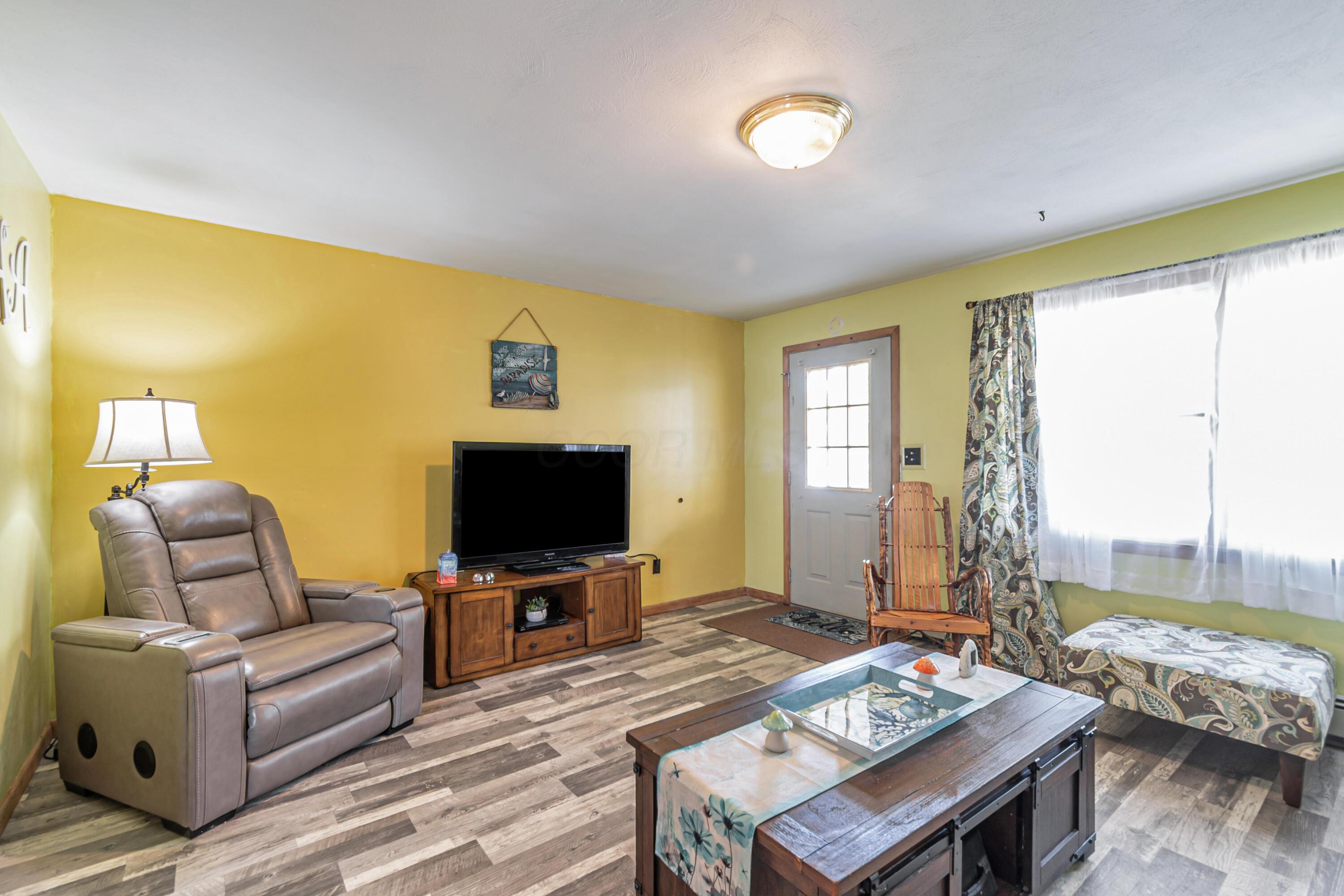 11180 Newland Road Lakeview, OH 43331 - Photo 9 of 27 007_11180_Newland_Rd