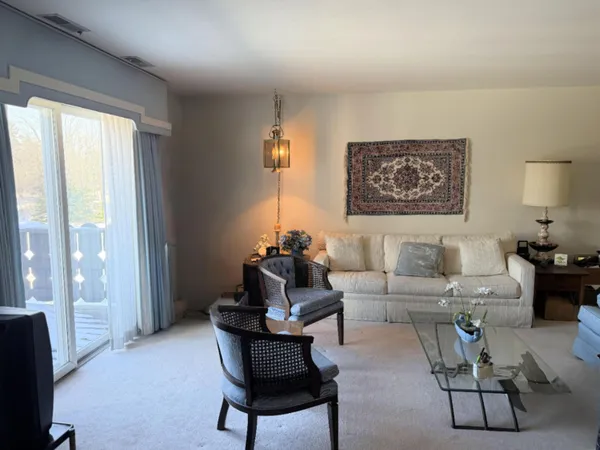$139,900 | 6575 North Green Bay Avenue, Unit 204, Glendale, WI 53209