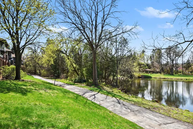 $149,900 | 6575 North Green Bay Avenue, Unit 204, Glendale, WI 53209