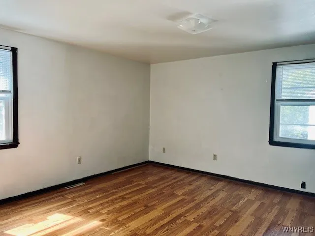 $1,850 | 199 Fairgreen Drive, Unit RIGHT, Amherst, NY 14228