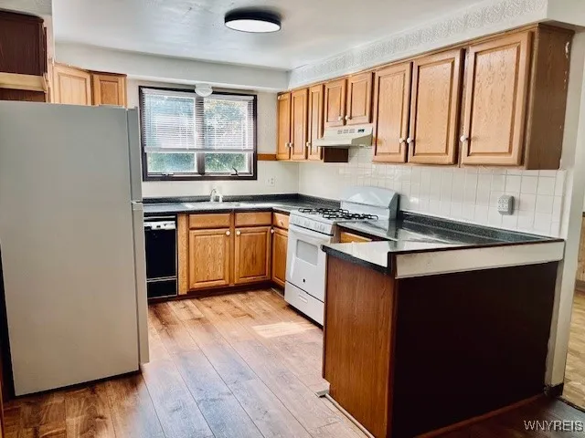 $1,850 | 199 Fairgreen Drive, Unit RIGHT, Amherst, NY 14228