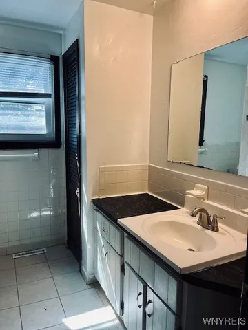 $1,850 | 199 Fairgreen Drive, Unit RIGHT, Amherst, NY 14228