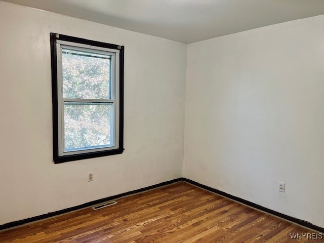 199 Fairgreen Drive, Unit RIGHT Amherst, NY 14228 - Photo 9 of 16