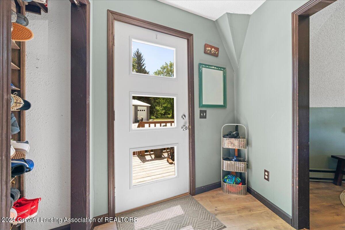 6181 East Price Road St. Johns, MI 48879 - Photo 11 of 45 12-Media Jett - 49