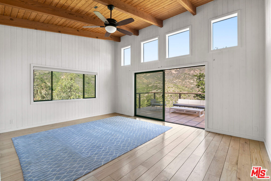 1952 Newell Road Malibu, CA 90265 - Photo 20 of 43