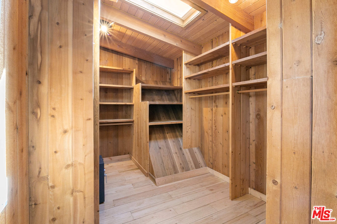 1952 Newell Road Malibu, CA 90265 - Photo 22 of 43