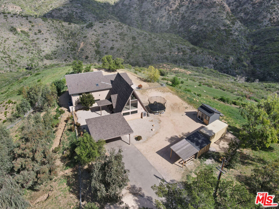 1952 Newell Road Malibu, CA 90265 - Photo 41 of 43