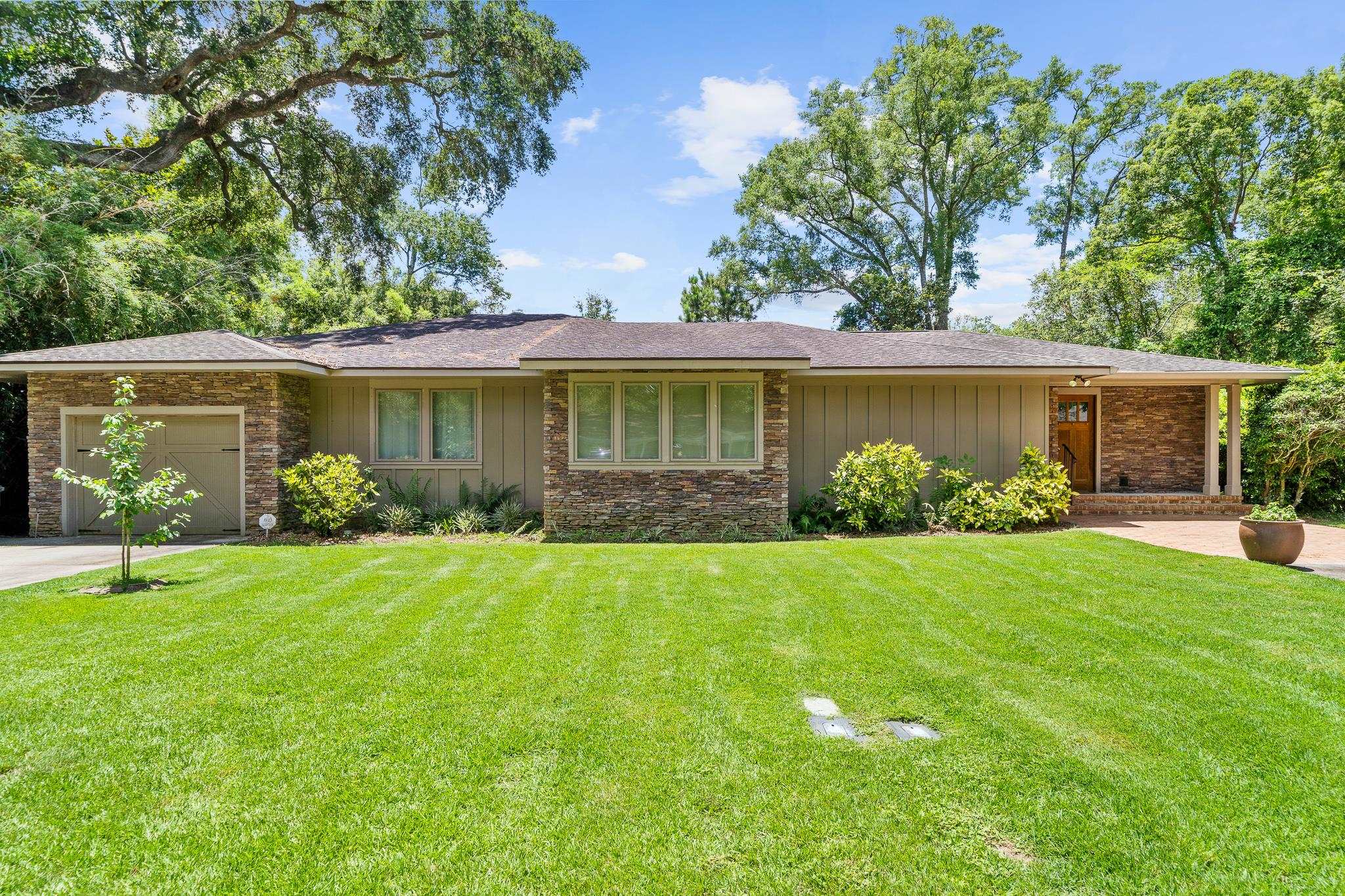 420 White Avenue Fairhope, AL 36532 - Photo 3 of 37 FrontOfStructure