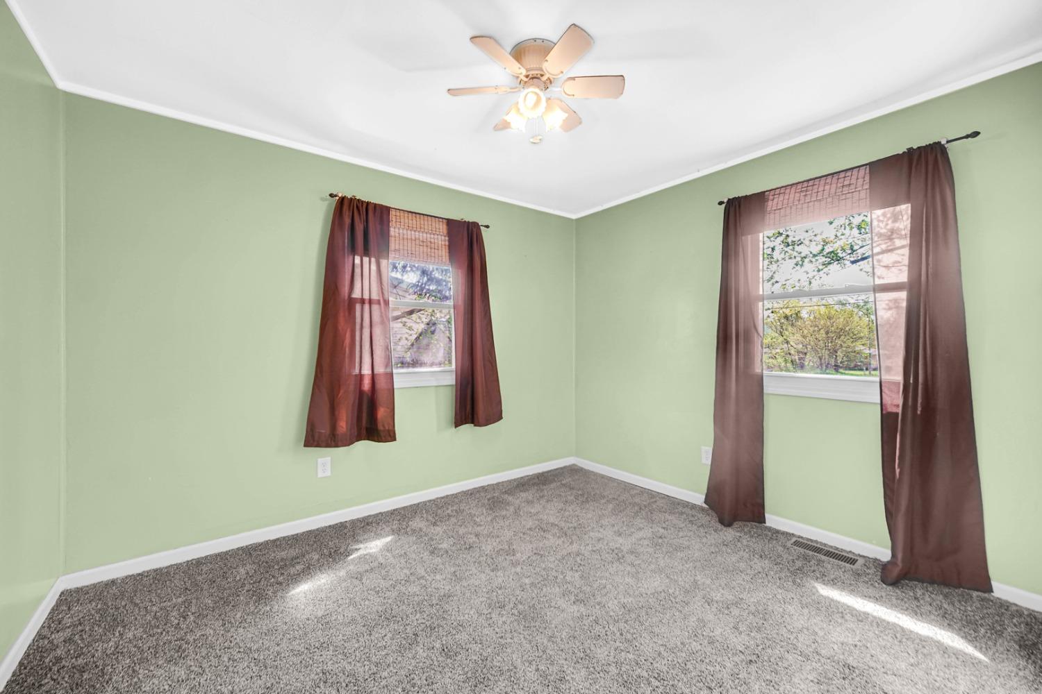 436-1 Portland Road Valparaiso, IN 46385 - Photo 14 of 21 1500x1000