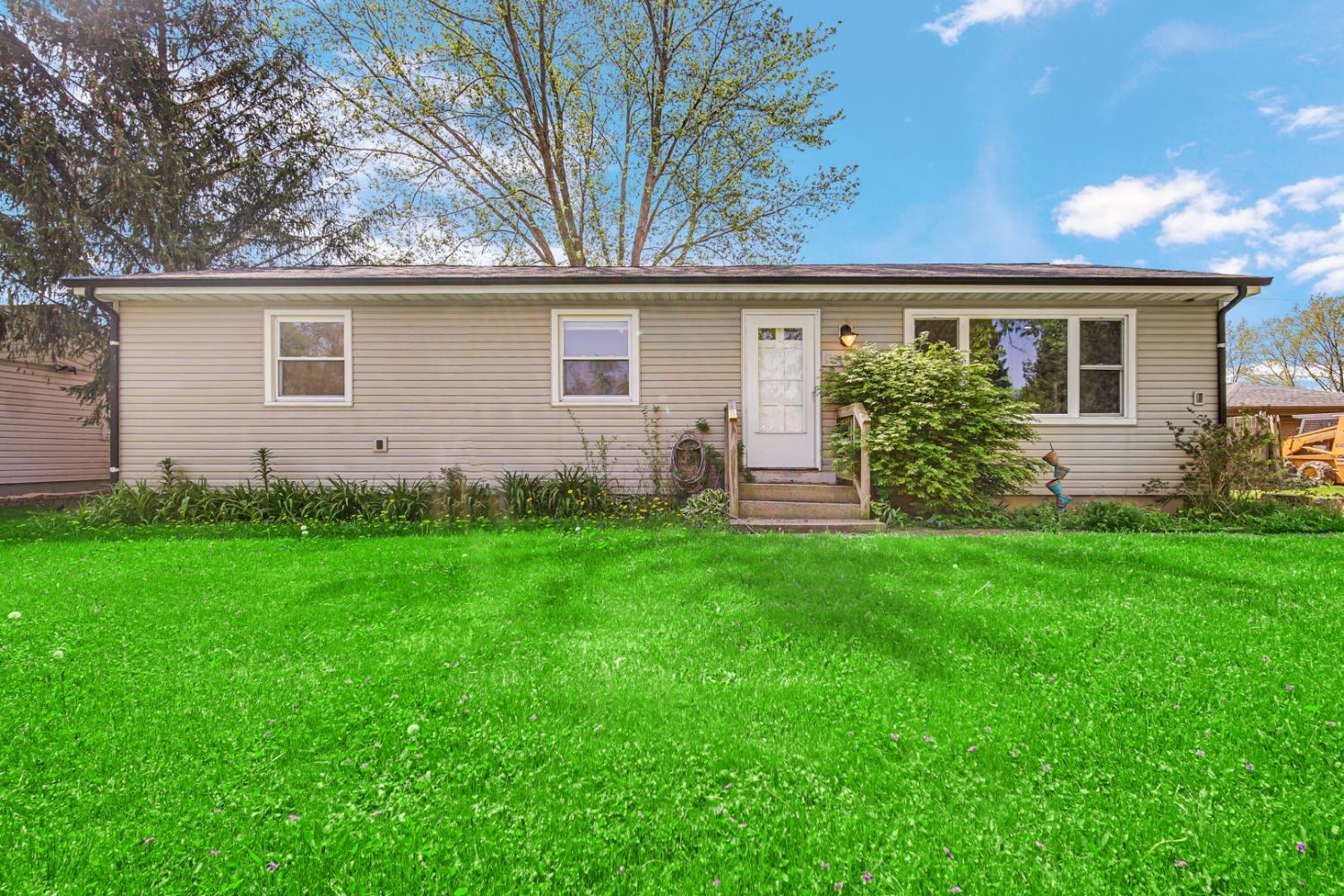 436-1 Portland Road Valparaiso, IN 46385 - Photo 3 of 21 1500x1000