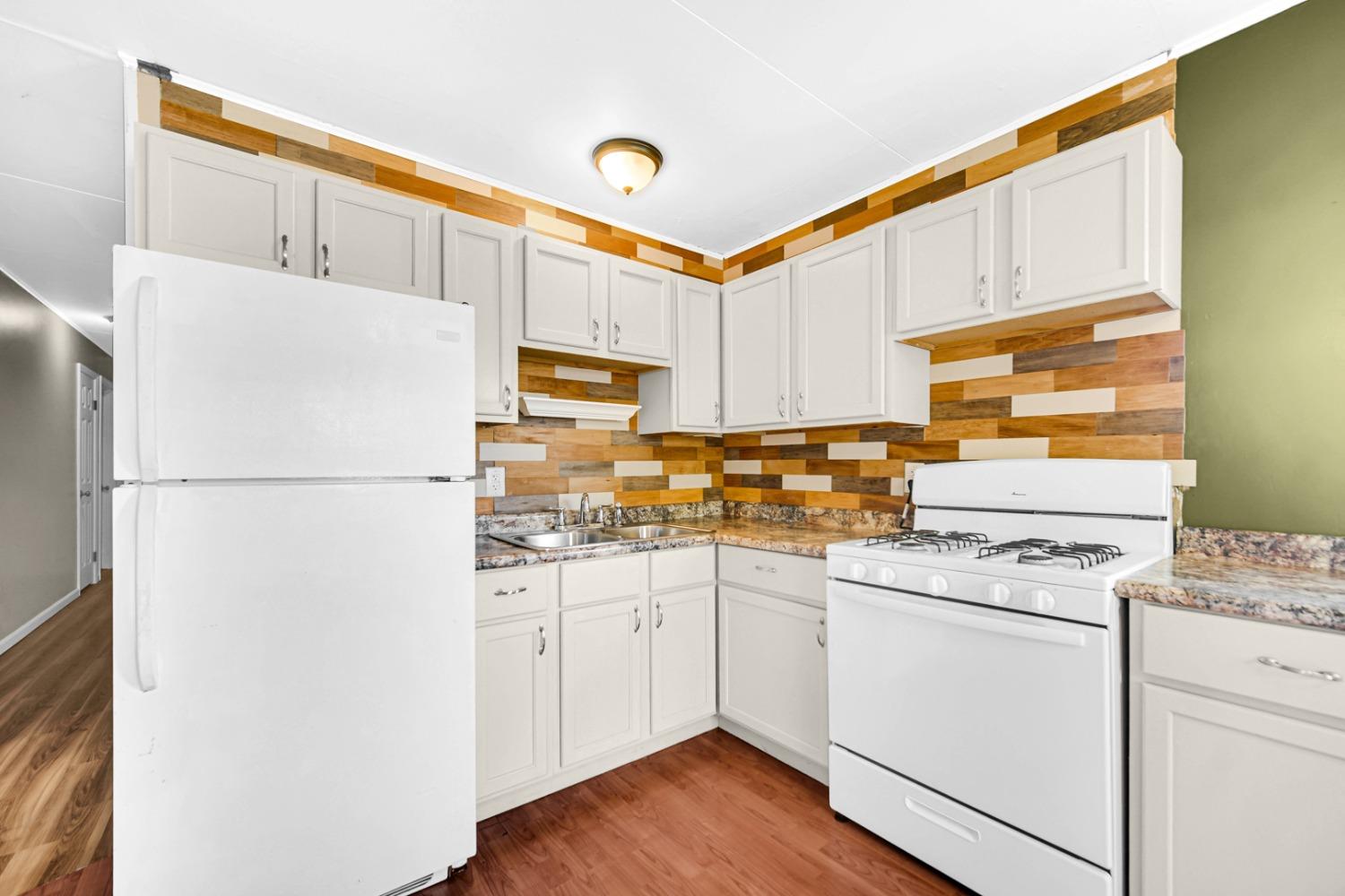 436-1 Portland Road Valparaiso, IN 46385 - Photo 9 of 21 1500x1000